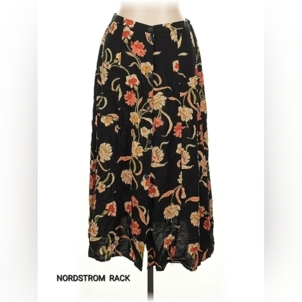 NWT Nordstrom Black Skirt with Floral Design